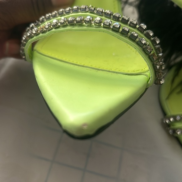 Azalea Wang heels - Picture 4 of 4